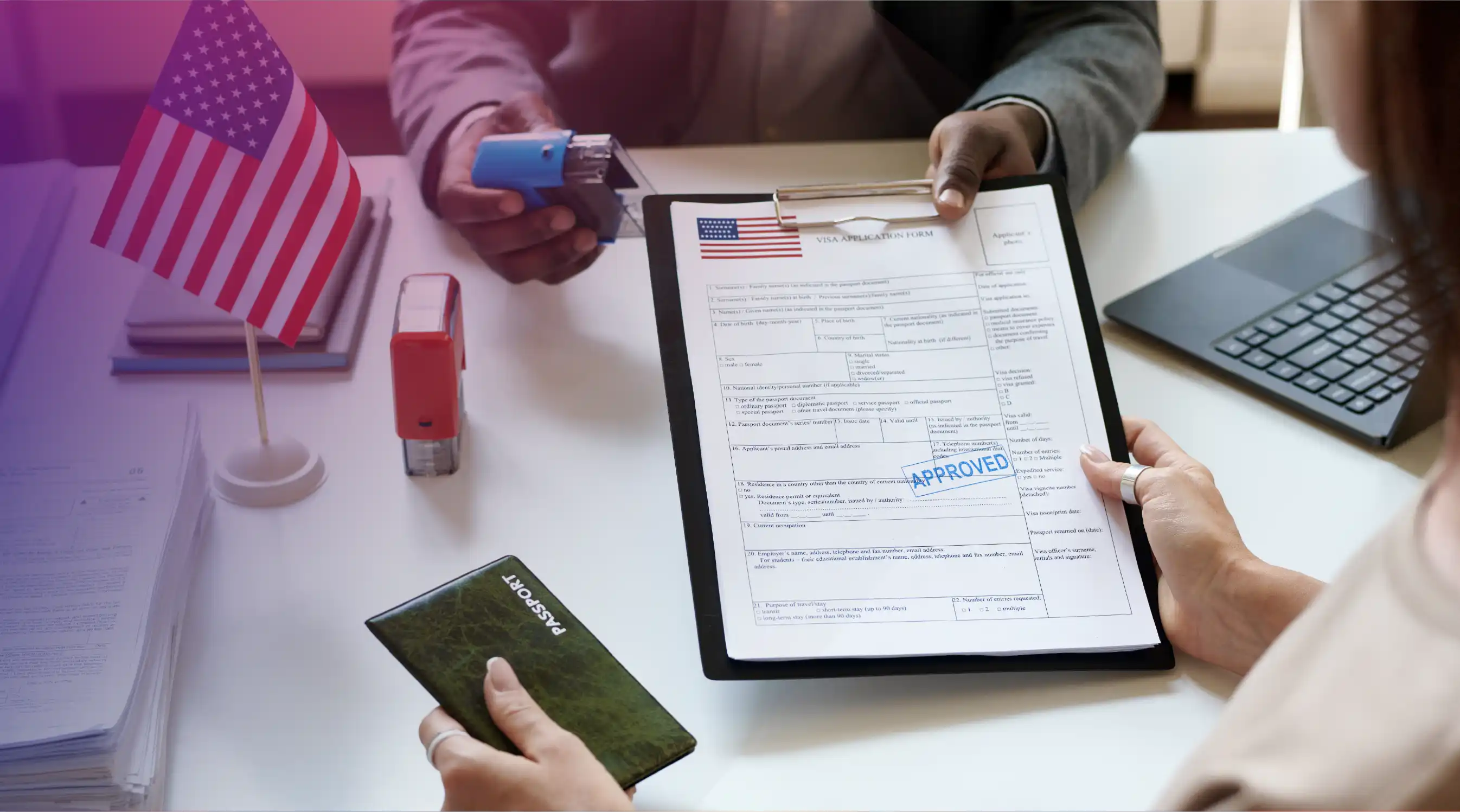 Oficial-aprovando.visa