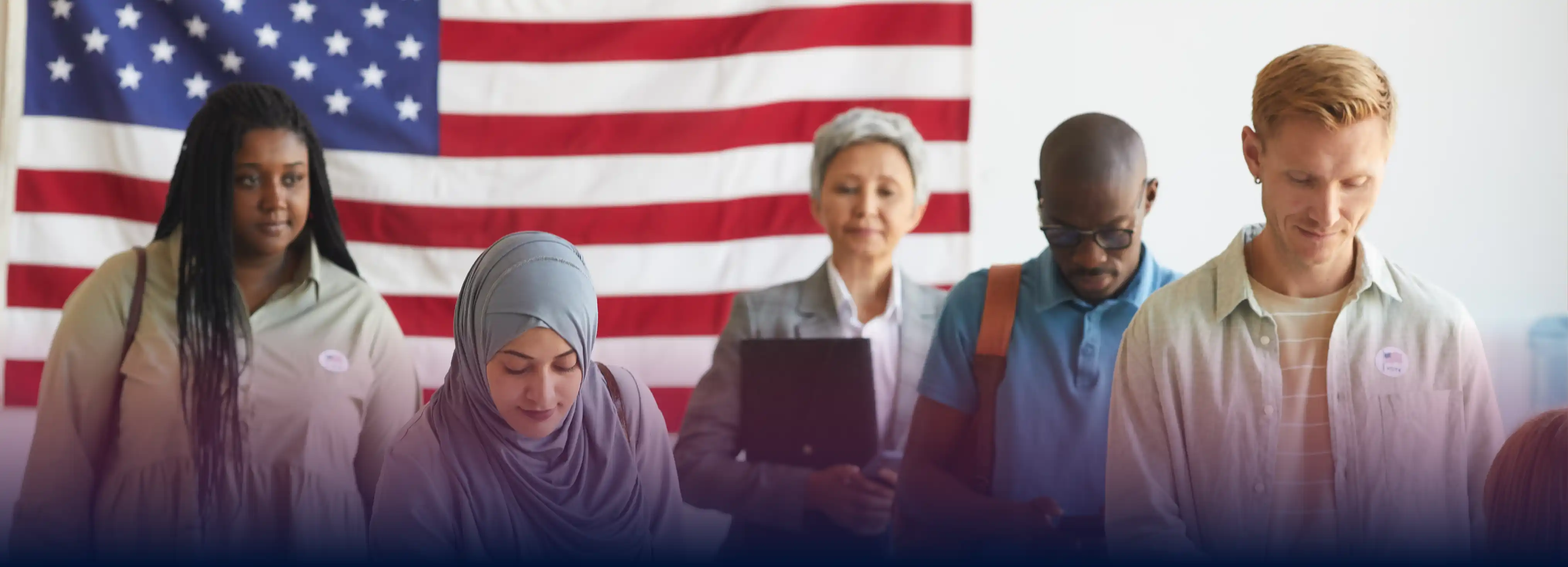 Personas-formadas-haciendo-trámite